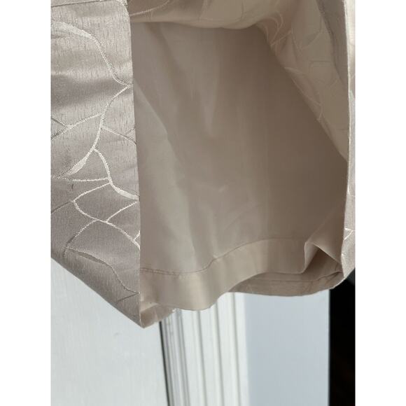 EUC Le Suit 2 Piece Blazer Skirt Set Light Gold Champagne Shimmer Design Size 10 - Picture 7 of 16